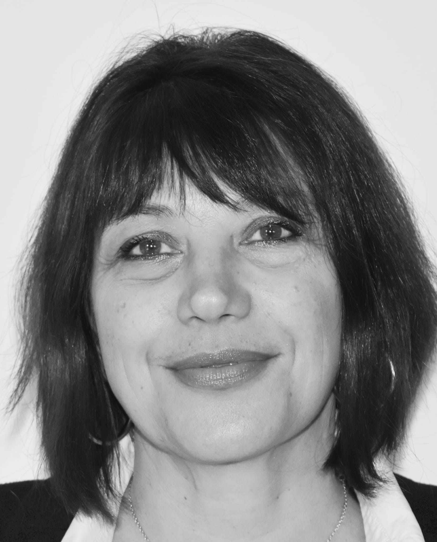 CABINET MANDAT DE RECHERCHE (PEGGY RENUCCI)